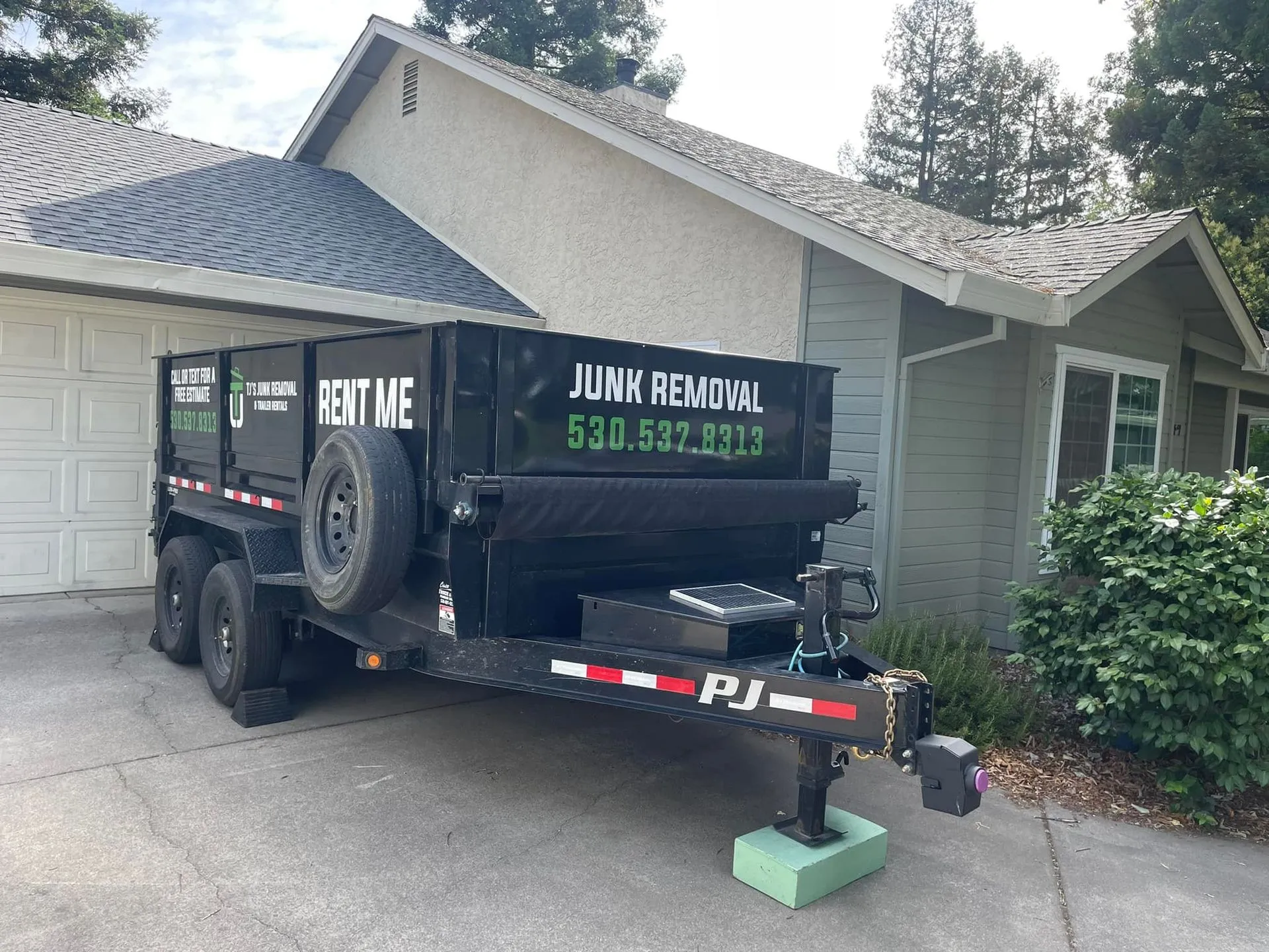 Dump trailer available for rent